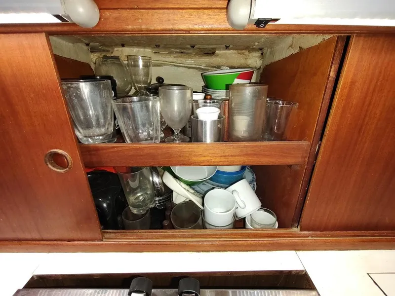 Slide: The Image of Hallberg-Rassy 41 1977 - 89