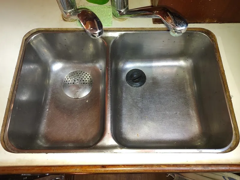 Slide: The Image of Hallberg-Rassy 41 1977 - 95