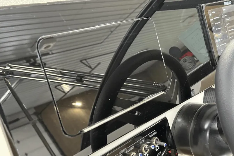 Slide: The Image of Sea Ray SDX 230 Outboard 2026 - 53