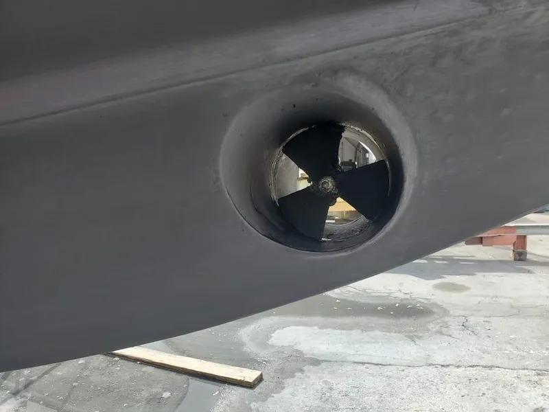 Slide: The Image of Close-up of a 1998 Viking Sports Cruiser's bow thruster propeller. - 33