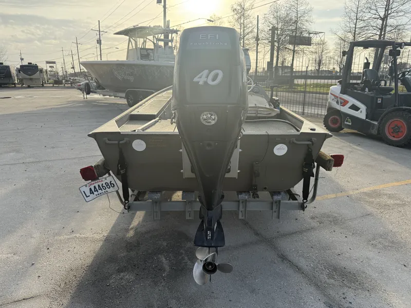 Slide: The Image of Gator Trax 17 2012 - 10