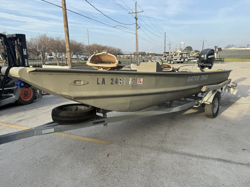 Slide: The Image of Gator Trax 17 2012 - 13