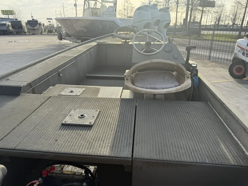 Slide: The Image of Gator Trax 17 2012 - 4