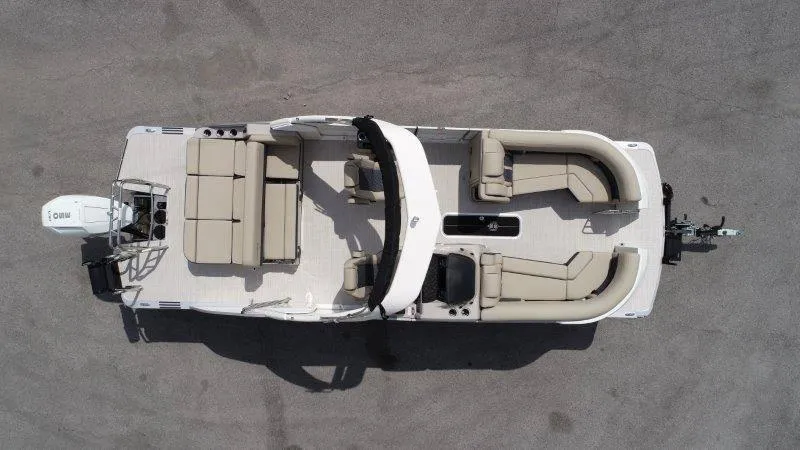 Slide: The Image of Harris Grand Mariner 230 SLDH 2025 - 6