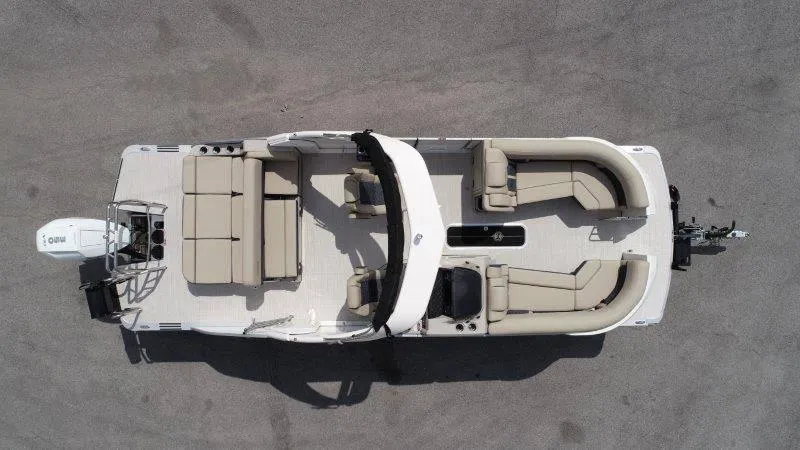 Slide: The Image of Harris Grand Mariner 230 SLDH 2025 - 8