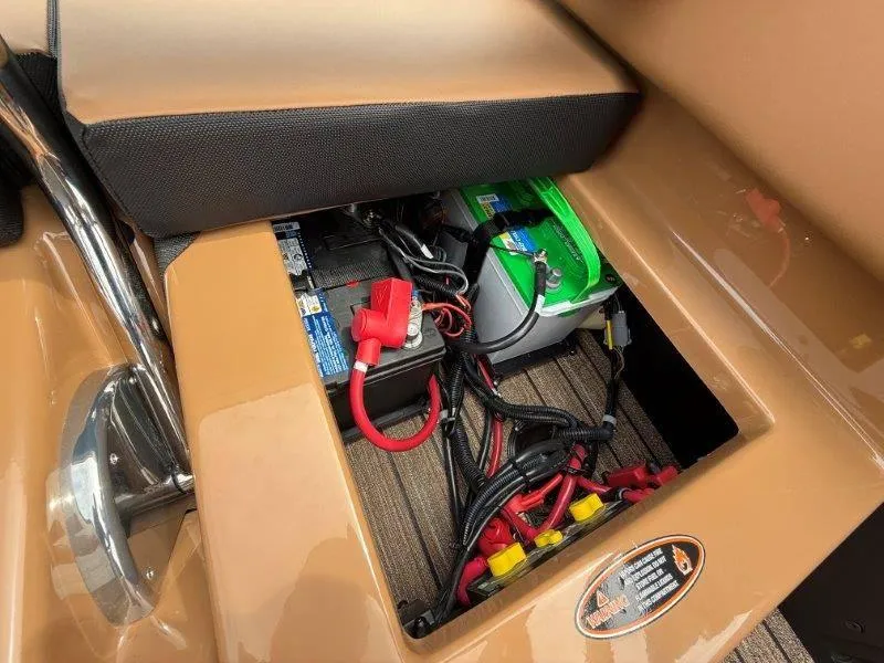 Slide: The Image of Harris GRAND MARINER 250 SLDH 2025 - 23