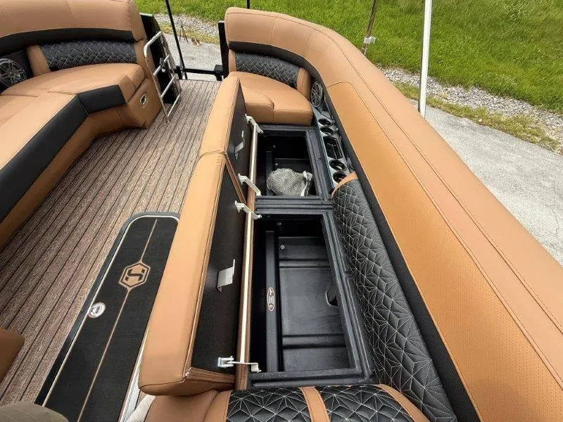 Slide: The Image of Harris GRAND MARINER 250 SLDH 2025 - 38