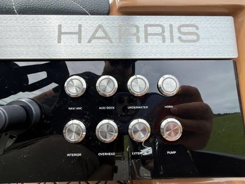 Slide: The Image of Harris GRAND MARINER 250 SLDH 2025 - 42