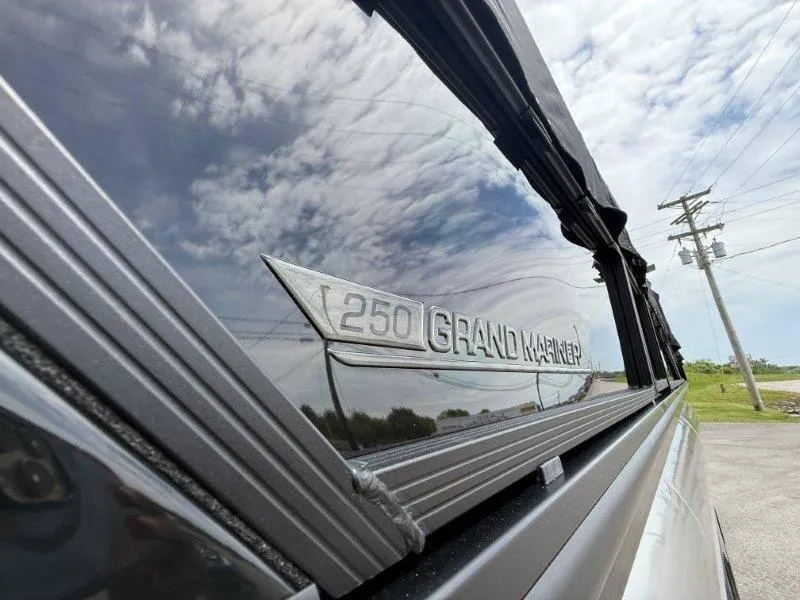 Slide: The Image of Harris GRAND MARINER 250 SLDH 2025 - 53