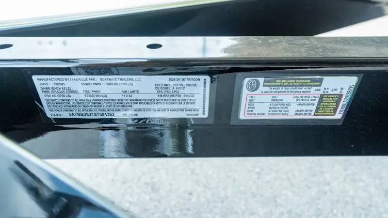 Slide: The Image of Harris Grand Mariner 250 SLDH 2025 - 22