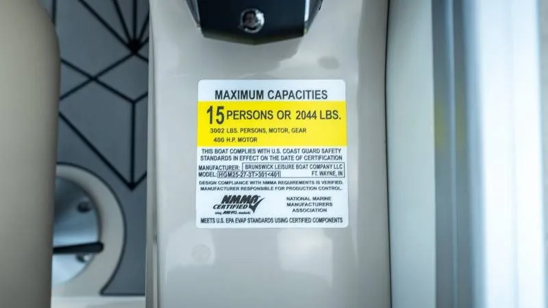 Slide: The Image of Harris Grand Mariner 250 SLDH 2025 - 54