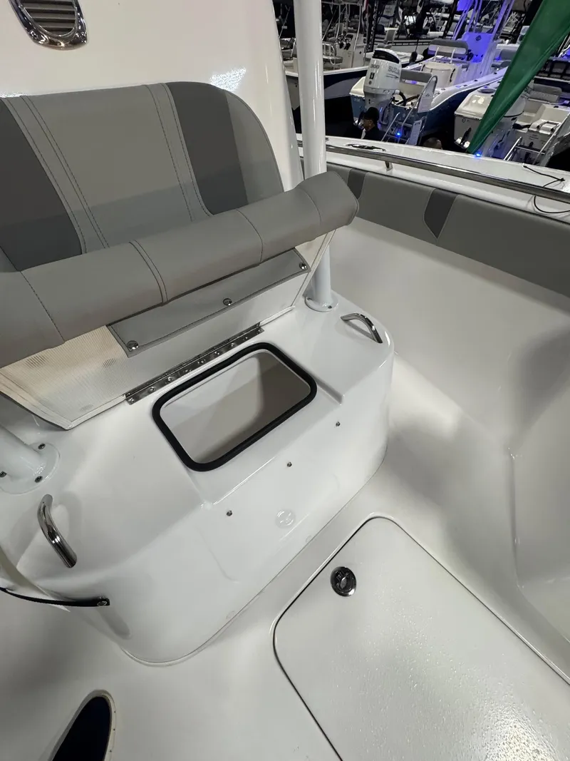 Slide: The Image of Cape Horn 28 XS 2025 - 55