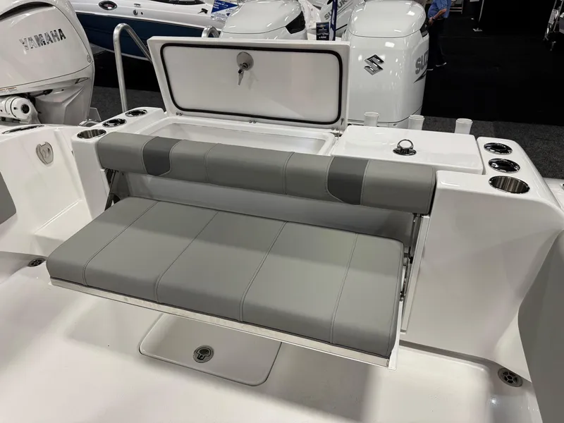 Slide: The Image of Cape Horn 28 XS 2025 - 62