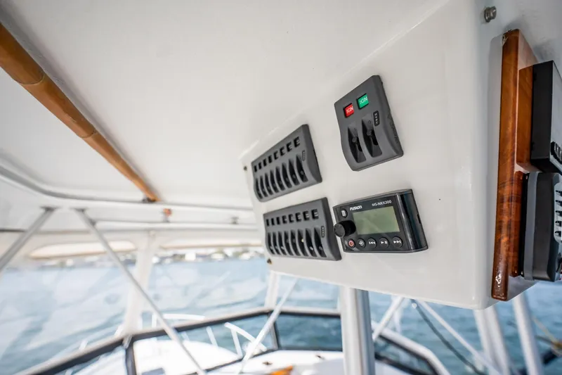 Slide: The Image of Control panel on a 1991 Jersey 42 Convertible Sportfisherman boat interior. - 40