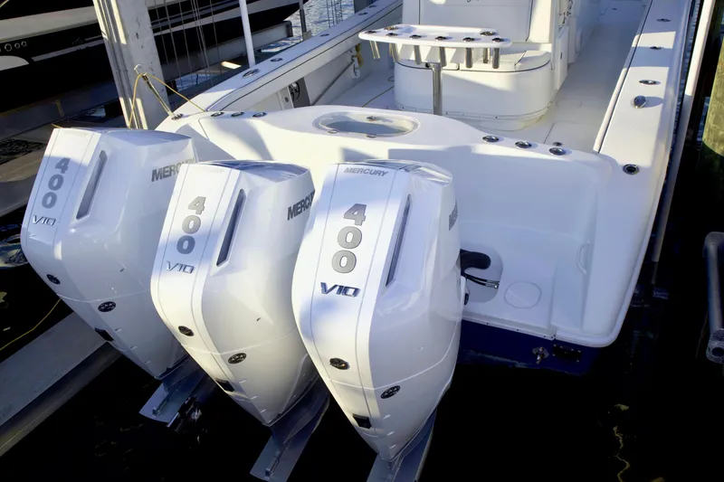 Slide: The Image of 2017 Yellowfin 39 Offshore boat with triple Mercury 400 V10 engines. - 24