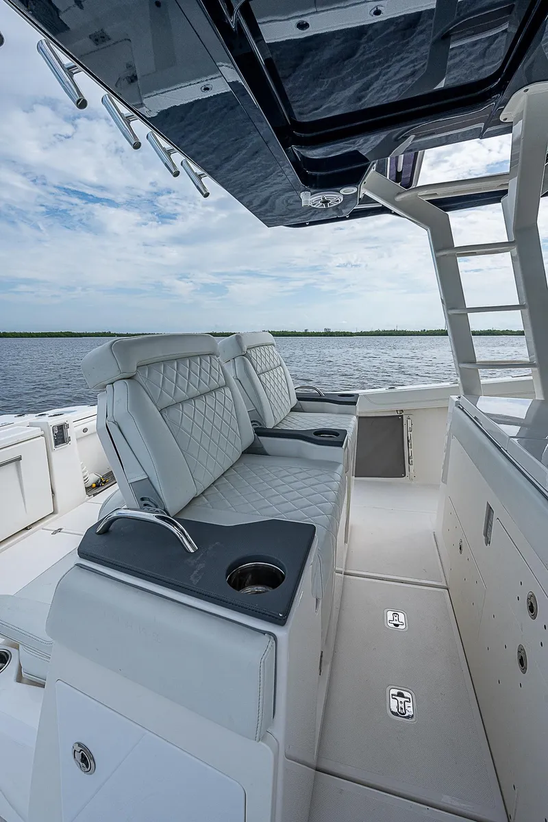 Slide: The Image of Pursuit S 428 Sport 2022 - 48