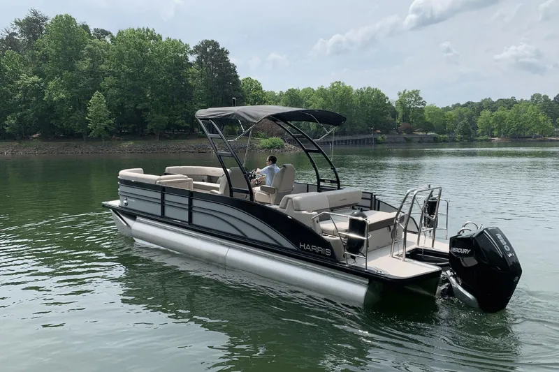 Slide: The Image of Harris Sunliner 250 Sport 2025 - 1