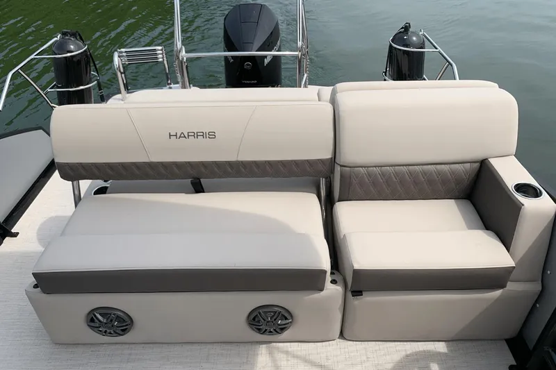 Slide: The Image of Harris Sunliner 250 Sport 2025 - 10