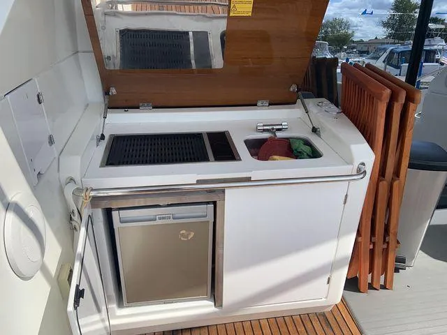 Slide: The Image of Image 6 - 6