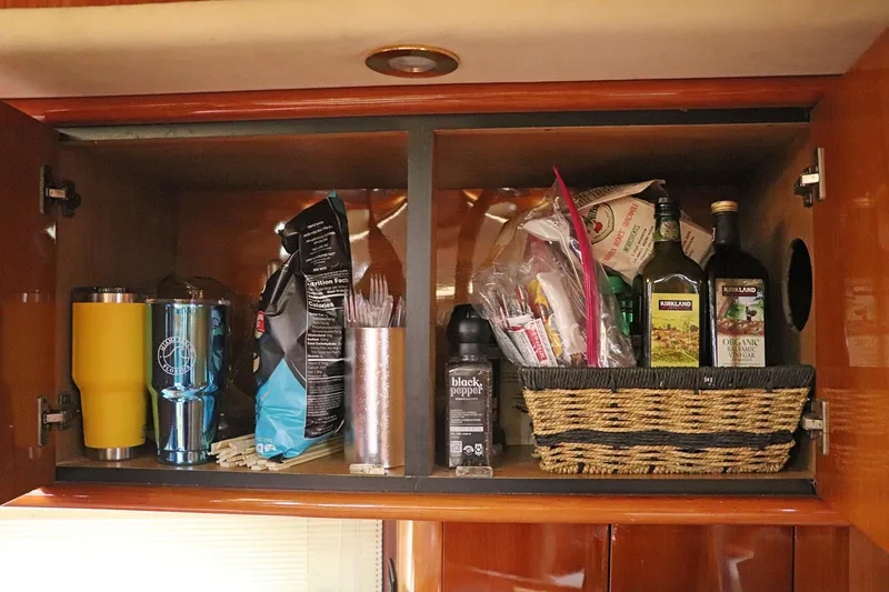 Slide: The Image of Bose speaker behind wooden slats on a 2000 Sunseeker Predator 74 yacht. - 53