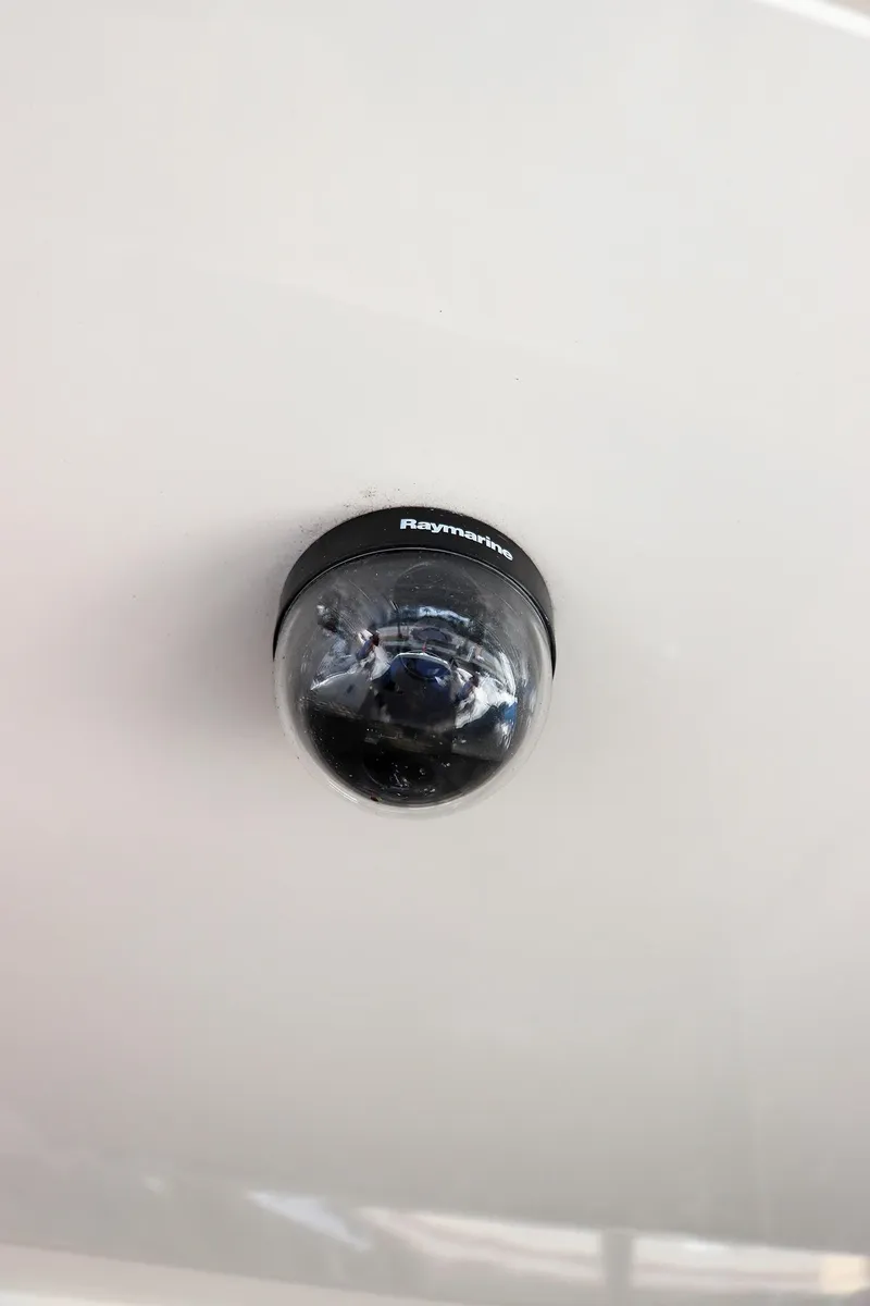 Slide: The Image of Control panel on a 2000 Sunseeker Predator 74 yacht, featuring FCF display and battery switch. - 72