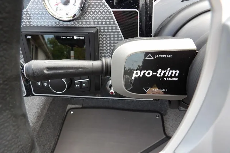 Slide: The Image of Control panel of 2025 Lund 2075 Pro-V Bass XS with Pro-Trim by Dometic. - 25