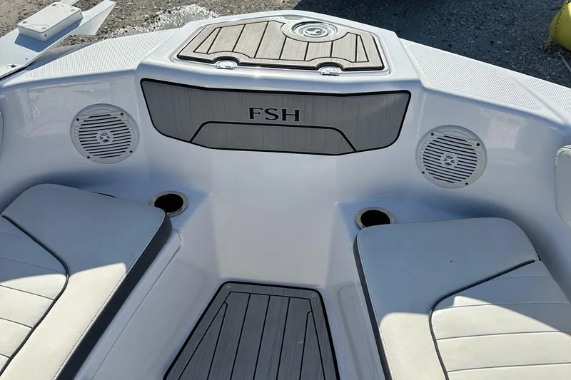 Slide: The Image of Yamaha 210 FSH Sport 2021 - 60