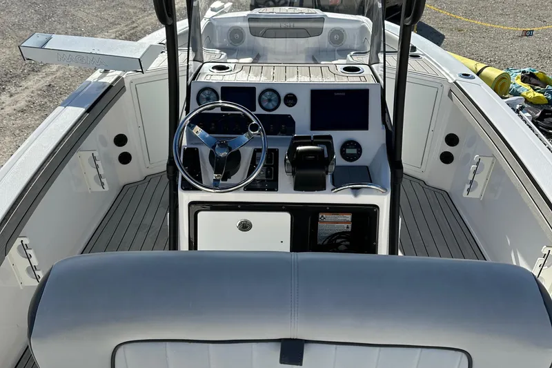 Slide: The Image of Yamaha 210 FSH Sport 2021 - 64