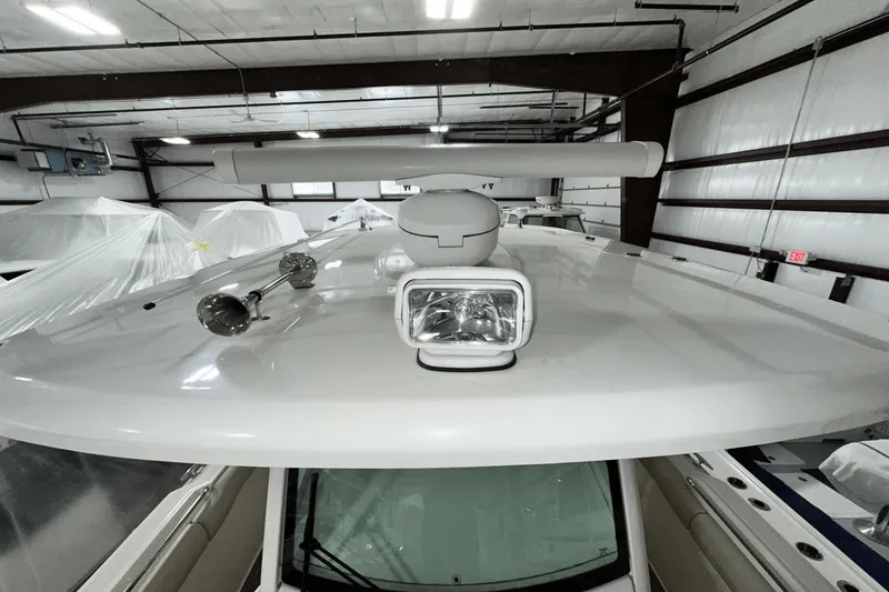 Slide: The Image of Boston Whaler 330 Outrage 2017 - 28