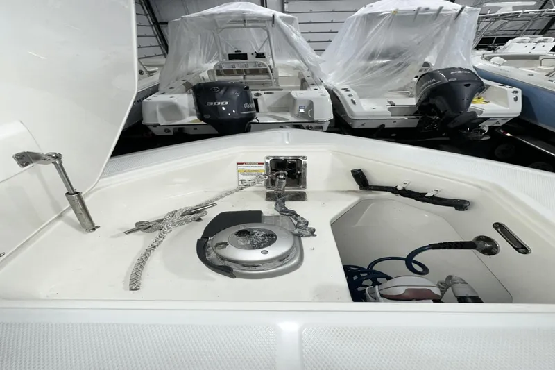 Slide: The Image of Boston Whaler 330 Outrage 2017 - 29