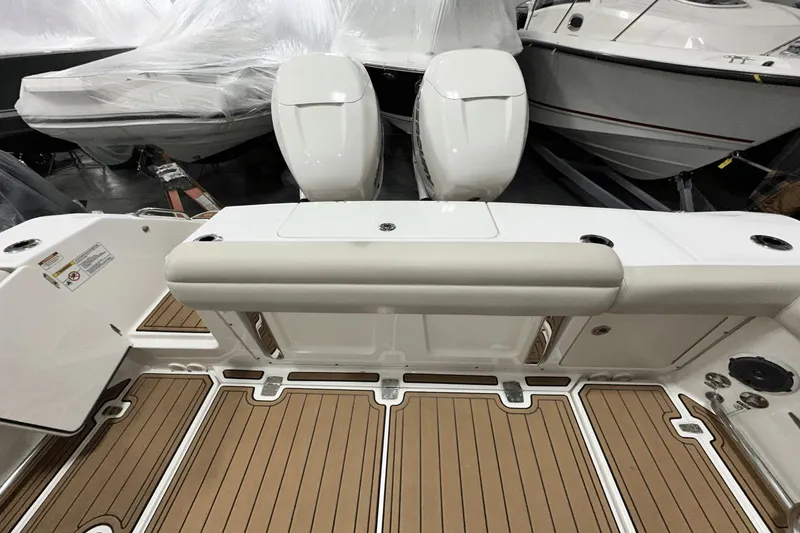 Slide: The Image of Boston Whaler 330 Outrage 2017 - 9