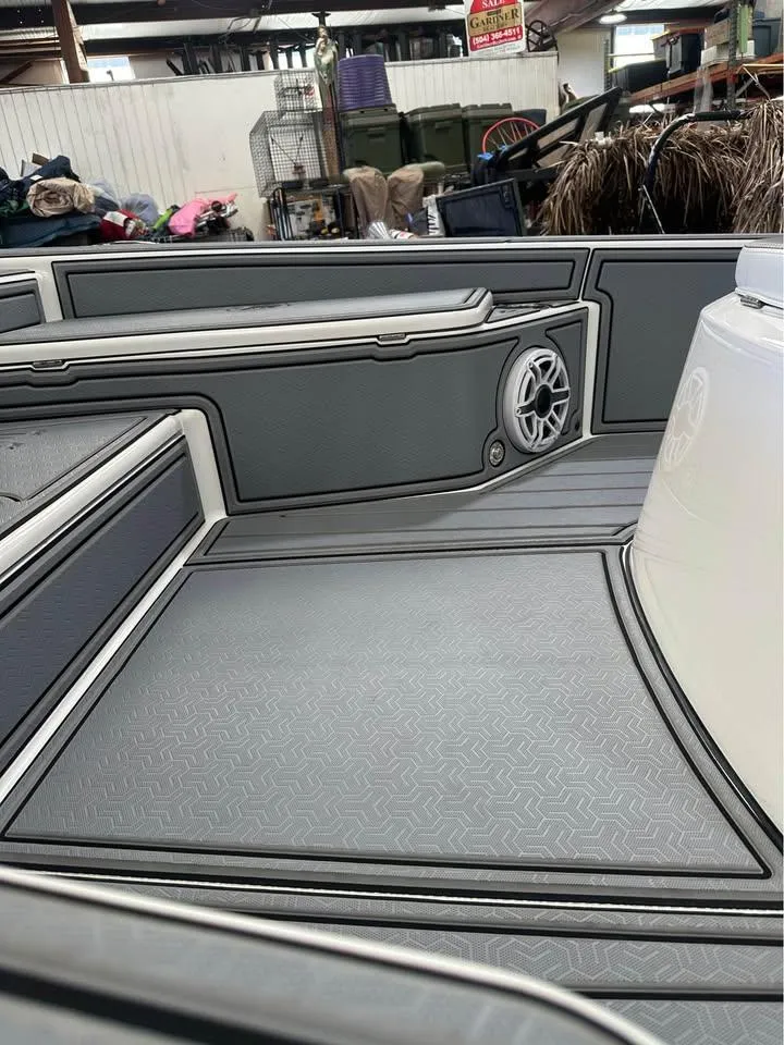 Slide: The Image of Blackjack 224 2024 - 12