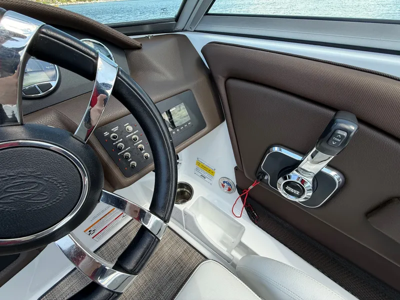 Slide: The Image of Cobalt 220S 2023 - 222