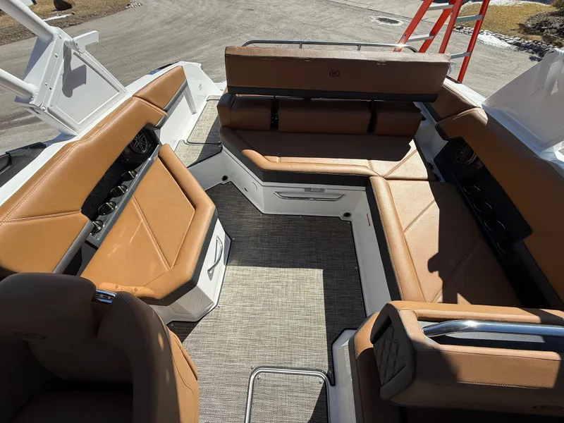 Slide: The Image of Cobalt R4 2025 - 622