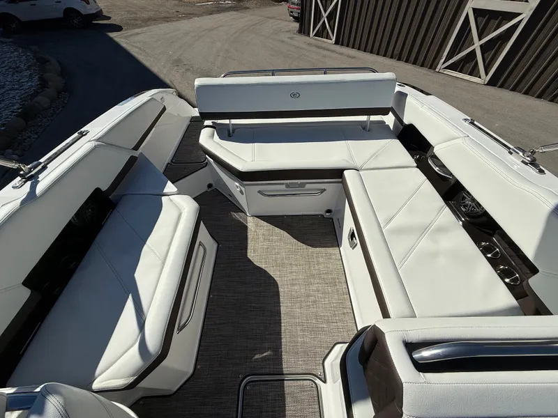 Slide: The Image of Cobalt R6 2025 - 463