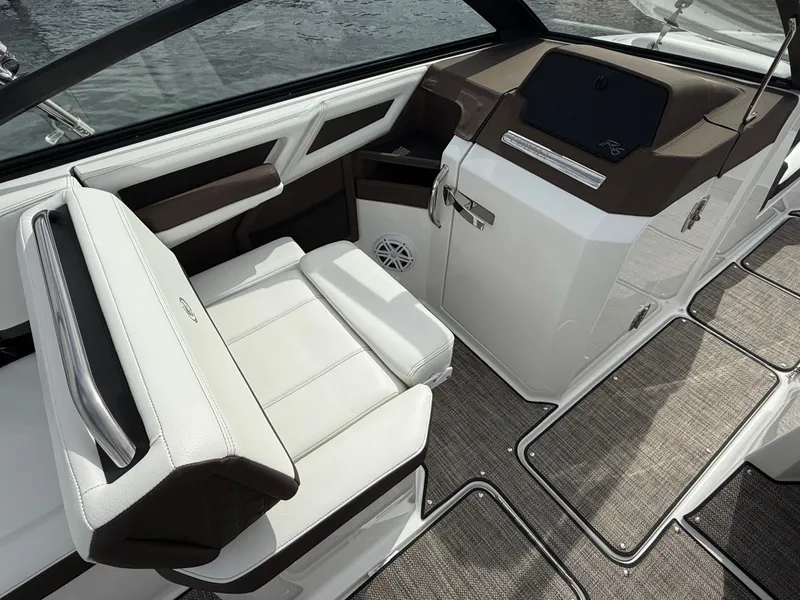 Slide: The Image of Cobalt R6 2025 - 555