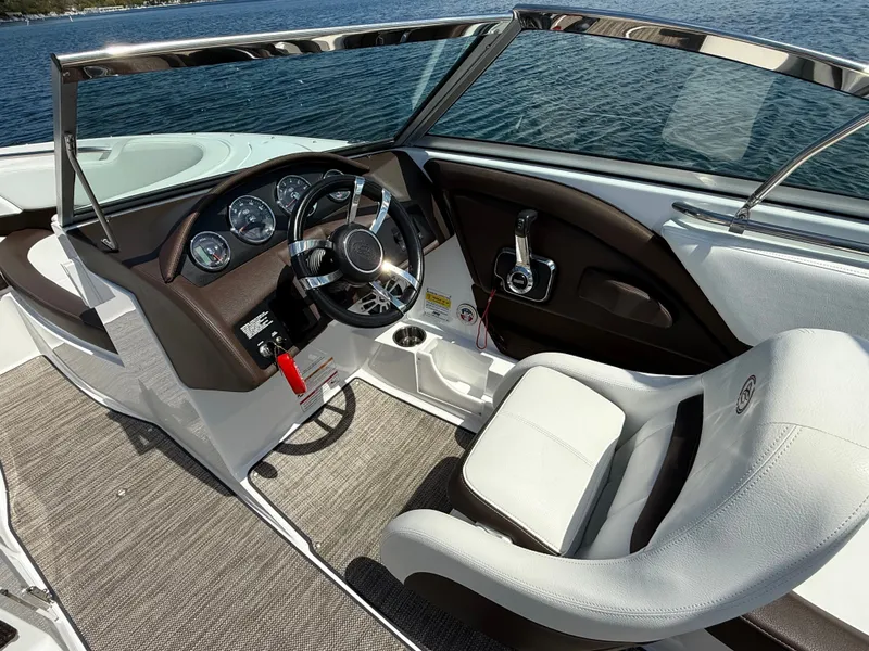 Slide: The Image of Cobalt 220S 2023 - 226