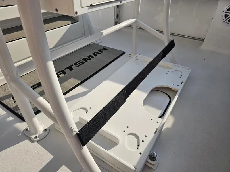 Slide: The Image of Sportsman Open 212 Center Console 2023 - 15