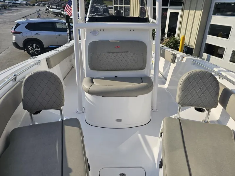 Slide: The Image of Sportsman Open 212 Center Console 2023 - 18