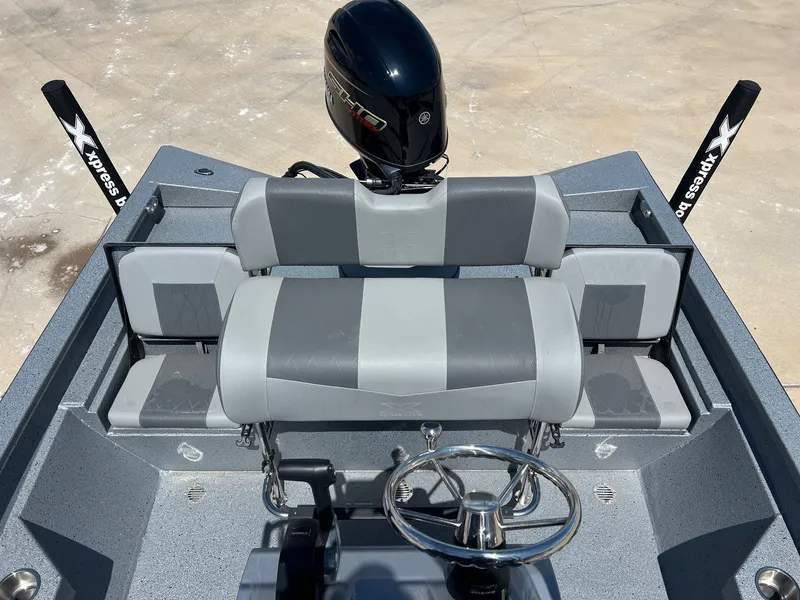 Slide: The Image of Xpress H20B Bay 2025 - 21