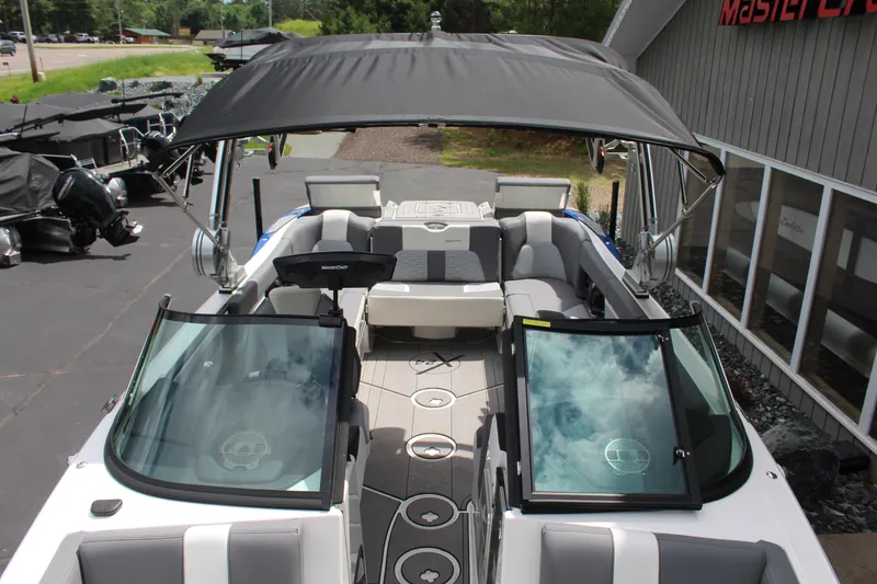 Slide: The Image of MasterCraft X24 2022 - 23