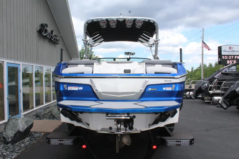 Slide: The Image of MasterCraft X24 2022 - 6