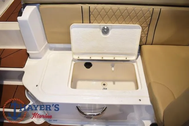 Slide: The Image of Bayliner D20 2025 - 34