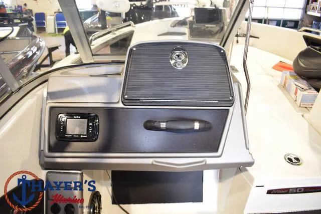 Slide: The Image of Ranger 1880MS 2018 - 33