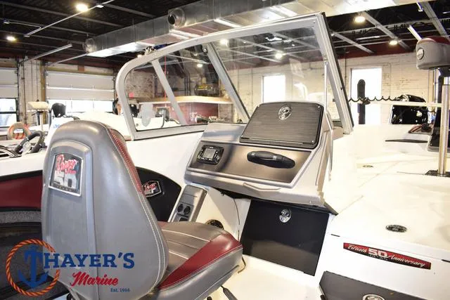 Slide: The Image of Ranger 1880MS 2018 - 34