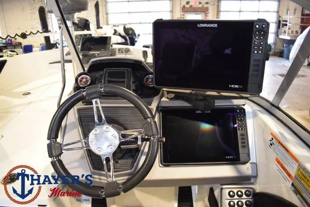 Slide: The Image of Ranger 1880MS 2018 - 35