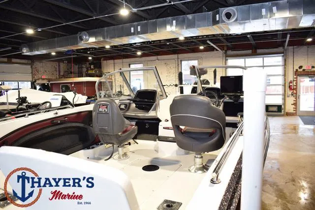 Slide: The Image of Ranger 1880MS 2018 - 44