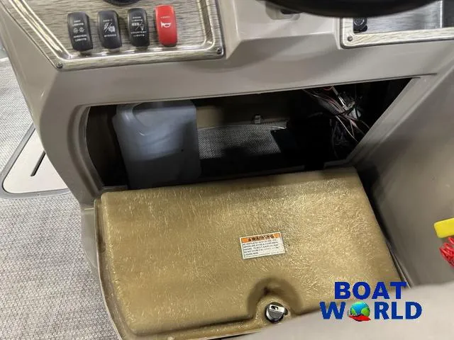 Slide: The Image of Premier Alante 240 DL 2019 - 51