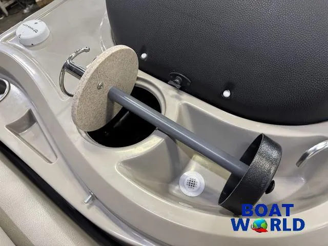 Slide: The Image of Premier Alante 240 DL 2019 - 55