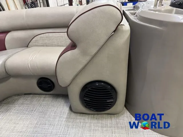 Slide: The Image of Premier Alante 240 DL 2019 - 56